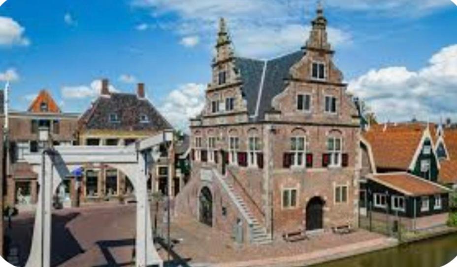 Hébergement de vacances Finn, Met Grote Tuin En Veel Privacy Dirkshorn